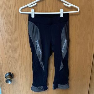 GYMSHARK Capri leggings